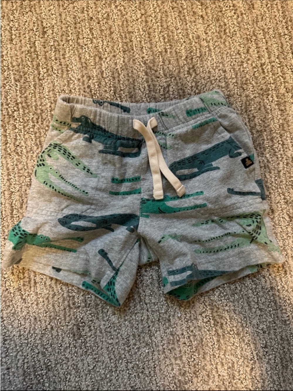 Baby Gap crocodile alligator shorts size 3T